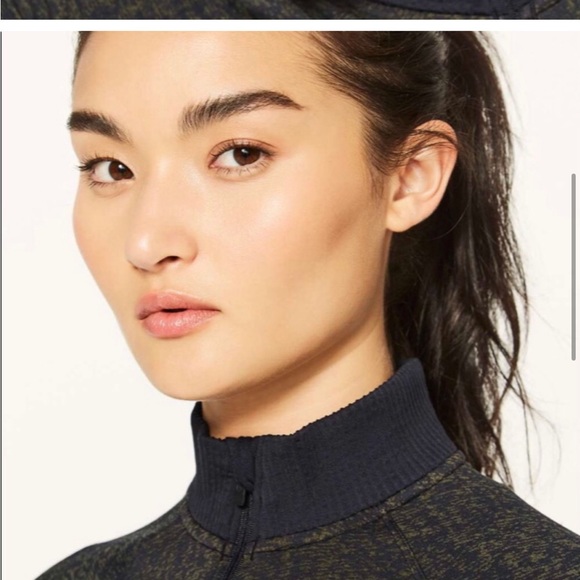 Lululemon" Rest Less -Half Zip-Pullover- black Armory - Picture 6 of 15